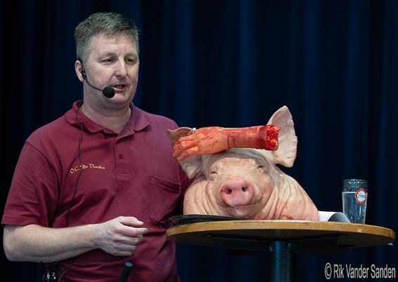 Mooie dag voor Sint-Theunis - Pelt