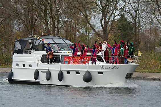 Morgen arriveert Sinterklaas - Neerpelt