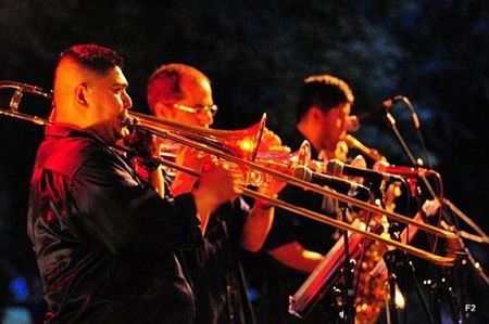 Morgen 'Proyección Latina' in Dommelhof - Neerpelt