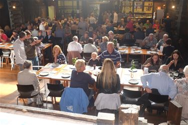 Mosselen smullen bij de fanfare - Beringen