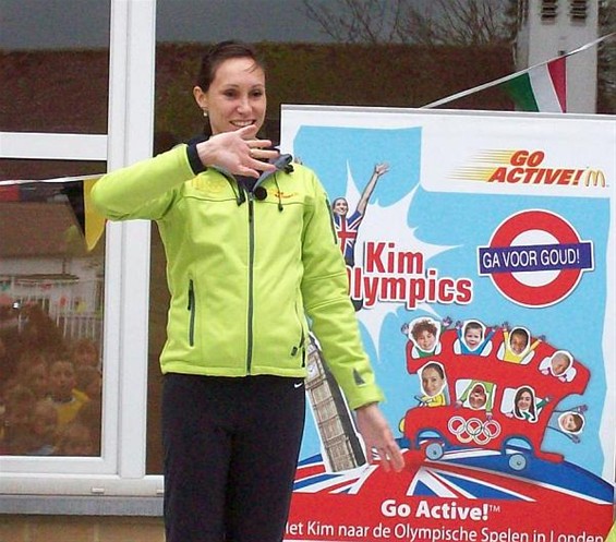 Naar de O.S. met Kim Gevaert - Lommel