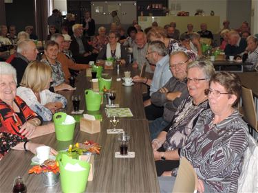 Namiddagje dialect: Gezèt vanne Böeting - Beringen