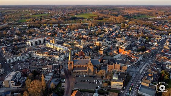 Neerpelt in avondlicht - Pelt