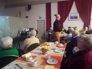 Neos-leden genoten van Manu Adriaens - Lommel