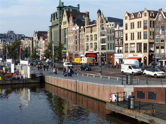 Neos trok twee dagen naar Amsterdam - Hamont-Achel