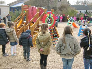 Nieuw speeltoestel bij Kleine Ontdekker - Lommel