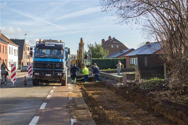 Nieuw voetpad naar trein- en busstation - Beringen