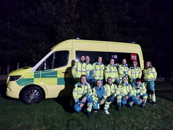 Nieuwe ambulance voor MediCare - Beringen