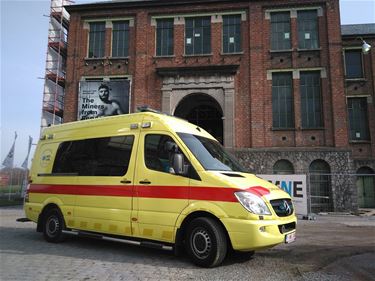Nieuwe ambulance voor MediCare Paal - Beringen