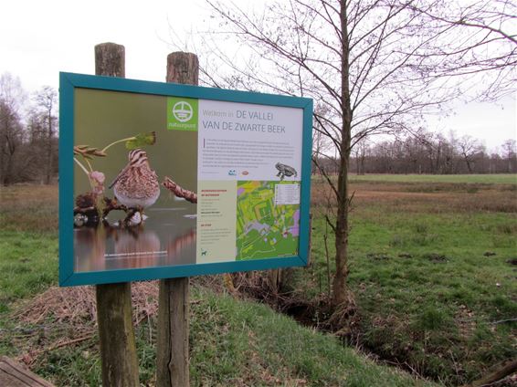 Nieuwe borden in Vallei van de Zwarte beek - Beringen