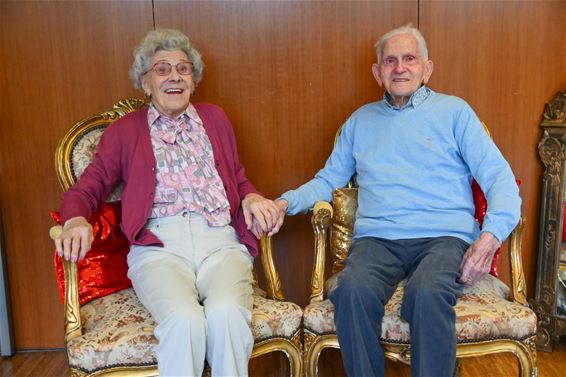 Nieuwe eeuweling in Hoevezavel: Toine werd 100! - Lommel
