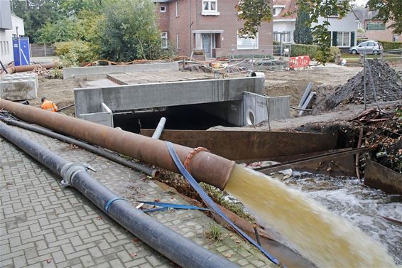 Nieuwe koker voor de Dommel - Pelt