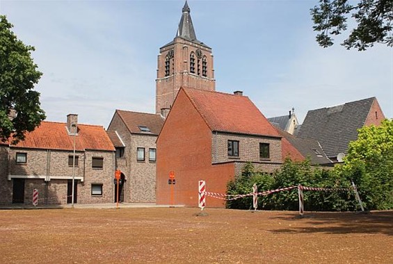 Nieuwe parking in het stadscentrum - Peer