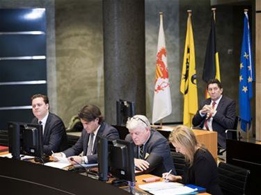 Nieuwe provincieraad ingezworen - Beringen