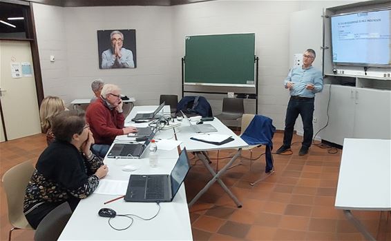 Nieuwe reeks computerlessen via Digidak - Peer