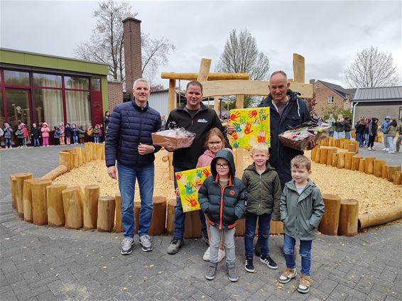 Hamont-Achel - Nieuwe speelplaats voor de kleuters van Hamont-Lo