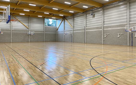 Nieuwe sporthal in gebruik genomen - Lommel