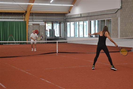 Nieuwe tennishal opent de deuren - Lommel