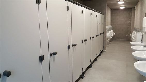 Nieuwe toiletten voor Sec. Ond. St.-Elisabeth - Peer