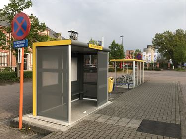 Nieuwe vandalismebestendige bushokjes - Beringen