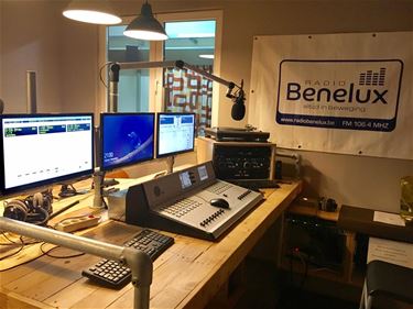 Nieuwe zendvergunning voor Radio Benelux - Beringen