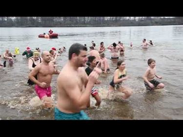 Nieuwjaarsduik aan de Paalse Plas - Beringen