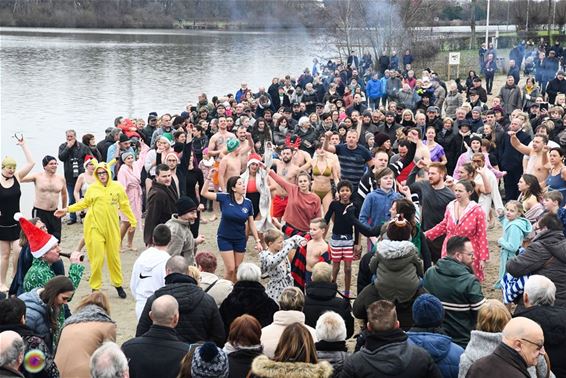 Nieuwjaarsduik Paalse Plas - Beringen