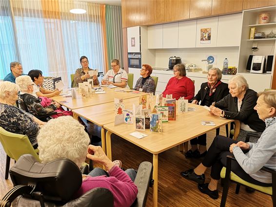 Nieuwjaarskaarten in Hoevezavel voorgelezen - Lommel