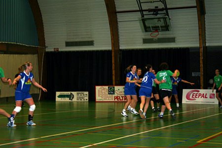 Nipte thuisnederlaag voor DHCO - Overpelt