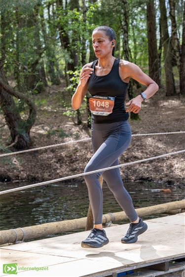 Noemi Ferreira Vandenberk net naast podium 10 km - Lommel