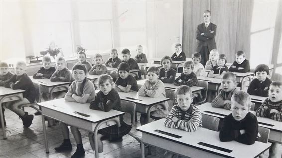 Nog een klasfoto voor de laatste schoolweek - Lommel