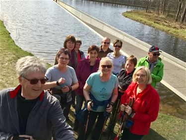 Nordic Walkingclub Koersel stapt stevig - Beringen