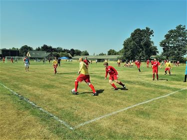 Nu inschrijven voor outdoor zaalvoetbaltornooi - Lommel