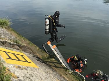 Oefening duikers brandweer Zuid-West Limburg - Beringen