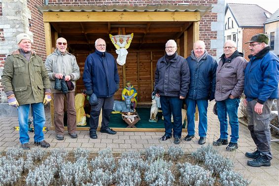 Okra bouwt Koerselse kerststal - Beringen