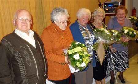 Okra Grote Heide huldigde 80- en 90-jarigen - Neerpelt