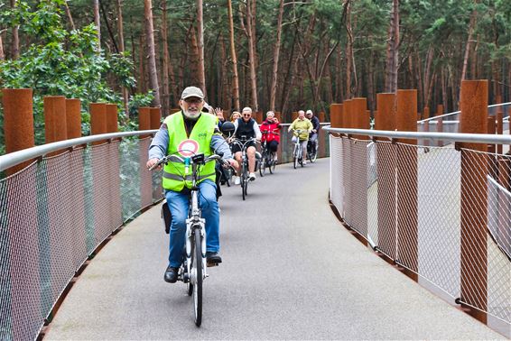 Okra Koersel fietst door de bomen - Beringen