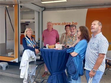 Okra met promowagen op pad - Beringen