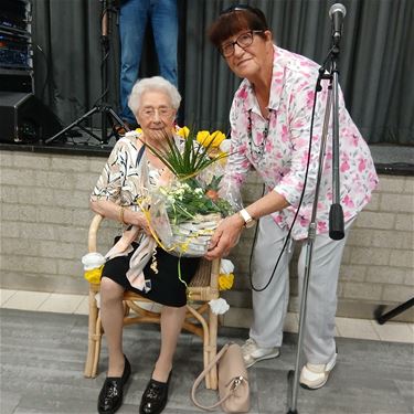 OKRA Paal viert 100-jarige Rosa - Beringen