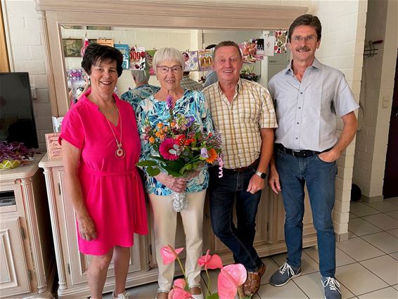 Okra Peer viert 100-jarige Godelieve Ypermann - Peer