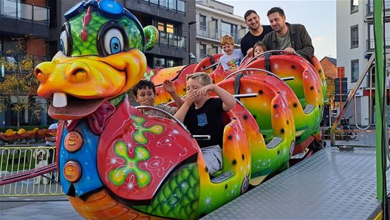 Pelt - Oktoberkermis lokt heel wat volk naar Neerpelt