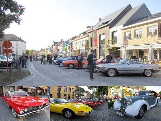 Oldtimers op de markt: zomer in Peer - Peer