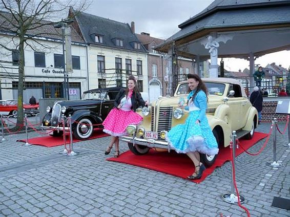 Oldtimertreffen op de Markt - Peer