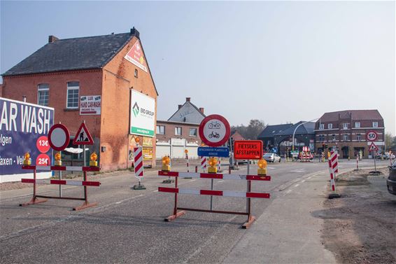 Omleiding zorgt voor files - Beringen