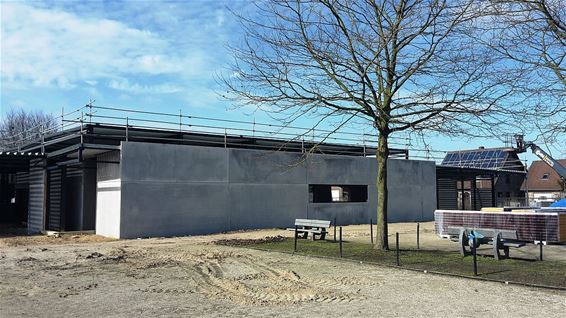 Het schiet lekker op, in sportpark De Roosen... - Neerpelt