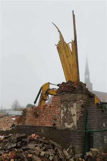 Ondertussen, op de collegesite... - Beringen