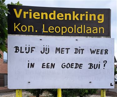 Ondertussen, op de Kon. Leopoldlaan - Lommel