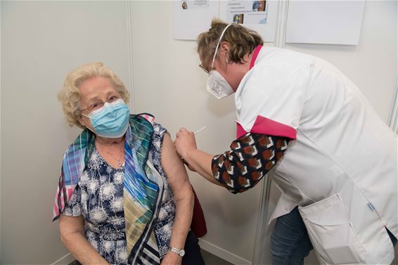 Ongerustheid over oproeping voor vaccinatie - Leopoldsburg