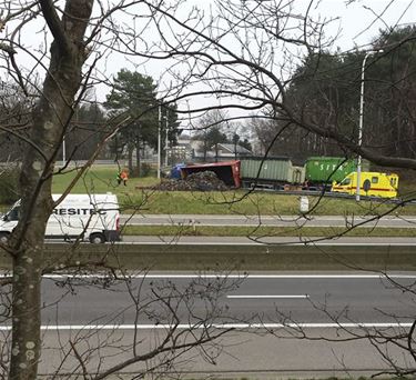 Ongeval afrit E313 in Paal - Beringen