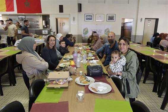 Ontbijten voor slachtoffers Marokko - Beringen